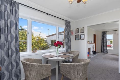 Photo of property in 22 Hall Road, Matua, Tauranga, 3110