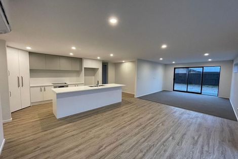 Photo of property in 18 Te Kanawa Lane, Rolleston, 7615