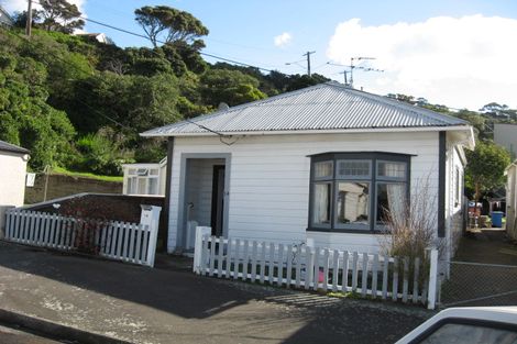 Photo of property in 14 Tully Street, Kilbirnie, Wellington, 6022