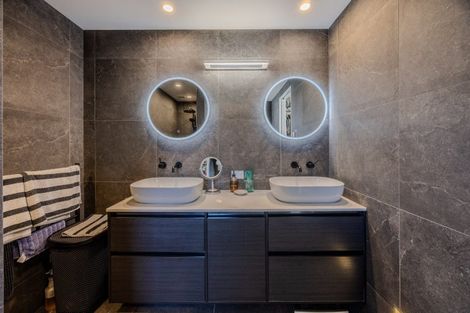 Photo of property in 5 Clearview Street, Wanaka, 9305