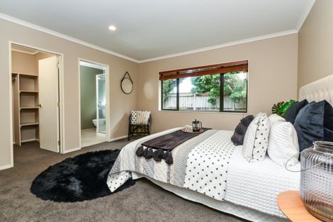 Photo of property in 8 Henley Court, Huntington, Hamilton, 3210