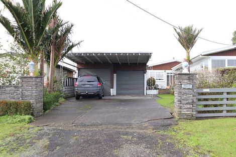Photo of property in 65 Gorge Road, Maungaturoto, 0520