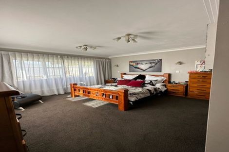 Photo of property in 34 Selwyn Road, Cockle Bay, Auckland, 2014