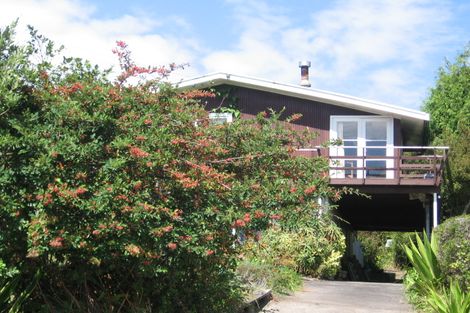 Photo of property in 32 Beulah Avenue, Rothesay Bay, Auckland, 0630