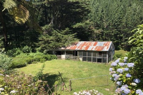 Photo of property in 305 Mangaone Road, Hautere, Otaki, 5582