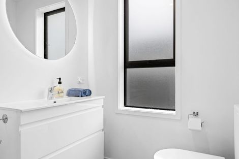 Photo of property in 106 Mackworth Street, Woolston, Christchurch, 8062