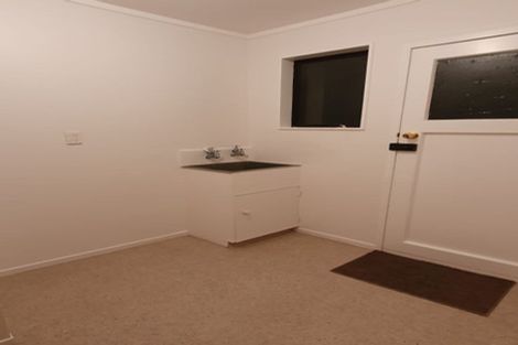 Photo of property in 32a Camperdown Road, Miramar, Wellington, 6022