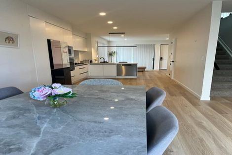 Photo of property in 2 Porowha Road, Westgate, Auckland, 0814