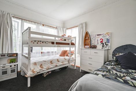 Photo of property in 98 Duchess Crescent, Mayfair, Hastings, 4122