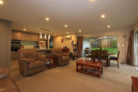 Photo of property in 12 Fern Court, Orewa, 0931