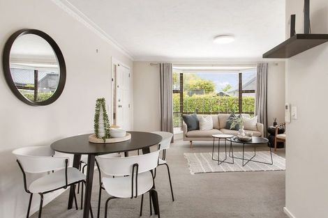 Photo of property in 1/39 Solomon Avenue, Redwood, Christchurch, 8051