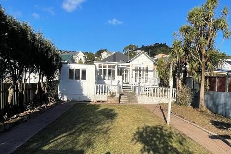 Photo of property in 202 Clyde Street, Island Bay, Wellington, 6023