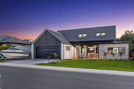 Photo of property in 75 Bert Wall Drive, Omokoroa, 3114