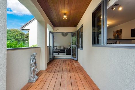Photo of property in 35a Picasso Drive, West Harbour, Auckland, 0618