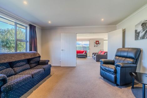 Photo of property in 14 William James Close, Mosgiel, 9024