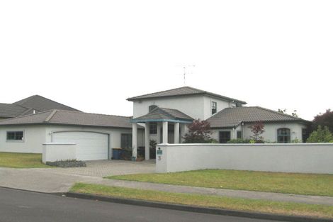 Photo of property in 3 Hobie Court, West Harbour, Auckland, 0618
