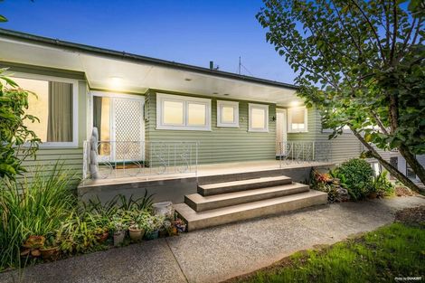 Photo of property in 15a Matata Street, Blockhouse Bay, Auckland, 0600