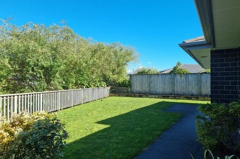 Photo of property in 19 Fernbrook Drive, Hurworth, New Plymouth, 4310