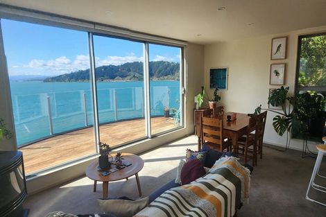 Photo of property in 218 Evans Bay Parade, Hataitai, Wellington, 6021