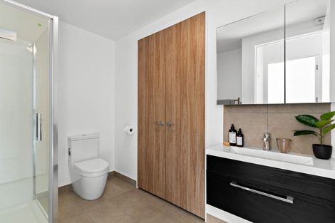 Photo of property in 203/94 Cambridge Terrace, Waterloo, Lower Hutt, 5011