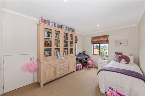 Photo of property in 25 Alverna Heights View, Gulf Harbour, Whangaparaoa, 0930