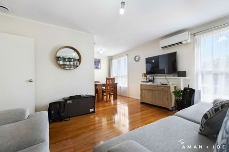 Photo of property in 120 Beaumonts Way, Manurewa, Auckland, 2102