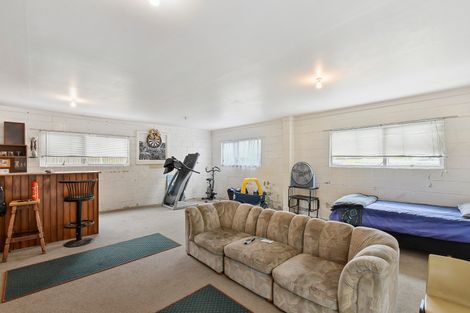 Photo of property in 6 Mcinnes Road, Weymouth, Auckland, 2103