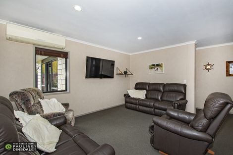 Photo of property in 6 Bonselaar Drive, Te Kamo, Whangarei, 0112