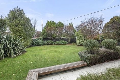 Photo of property in 9 Dickson Crescent, Hornby, Christchurch, 8042