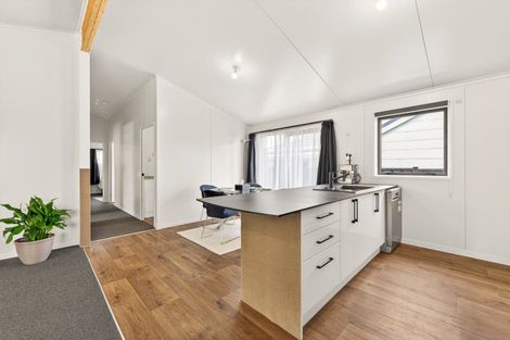 Photo of property in 4 Matipo Street, Tokomaru, 4474