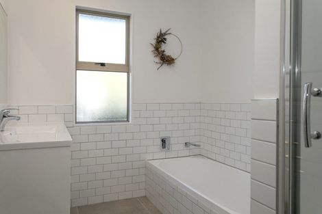 Photo of property in 54 Arrowsmith Avenue, Waipahihi, Taupo, 3330