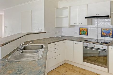 Photo of property in 1/6 Sunnydale Place, Oteha, Auckland, 0632