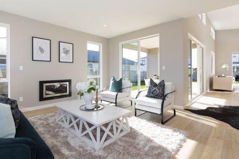 Photo of property in 13 Floyd Road, Riverhead, 0820