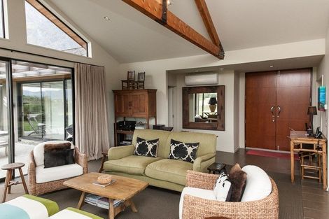 Photo of property in 26 Rannoch Drive, Jacks Point, Queenstown, 9371