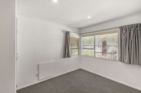Photo of property in 354 Royal Road, Massey, Auckland, 0614