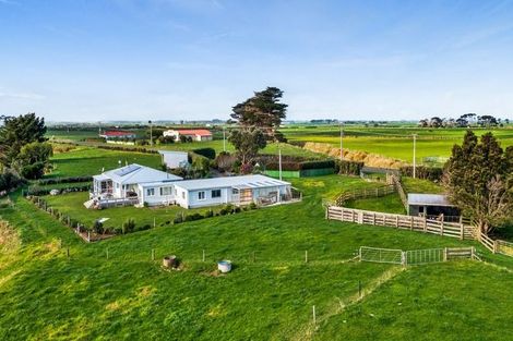 Photo of property in 3624 Eltham Road, Opunake, 4682