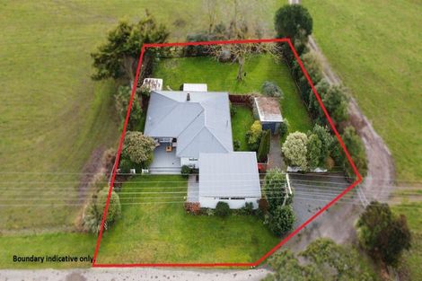 Photo of property in 3 Heretaunga Road, Maharahara, Dannevirke, 4972