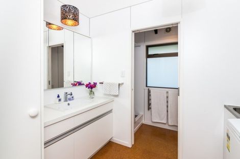 Photo of property in 28 Candu Lane, Kinloch, Taupo, 3377