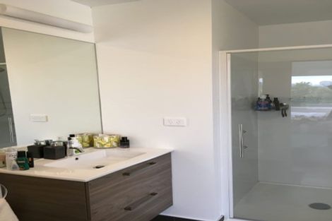 Photo of property in 29d Eastview Road, Glen Innes, Auckland, 1072