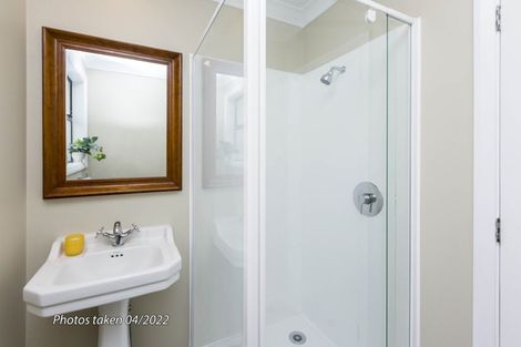 Photo of property in 380 Cambridge Terrace, Naenae, Lower Hutt, 5011