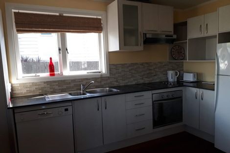 Photo of property in 1/37 Nile Road, Milford, Auckland, 0620