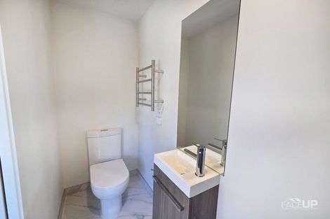 Photo of property in 8/20 Moor Avenue, Te Atatu Peninsula, Auckland, 0610