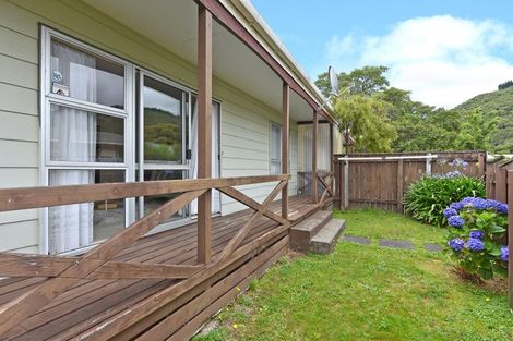 Photo of property in 8a Amber Grove, Birchville, Upper Hutt, 5018