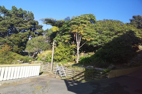 Photo of property in 10 Jacaranda Grove, Maungaraki, Lower Hutt, 5010