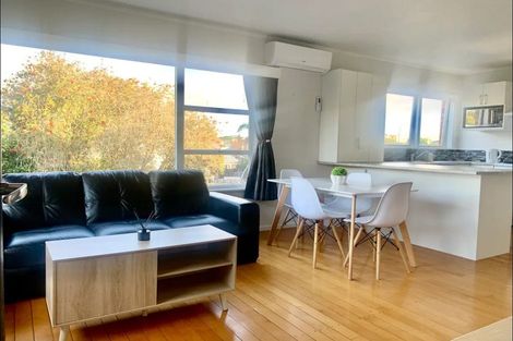 Photo of property in 1/22 Margaret Place, Milford, Auckland, 0620