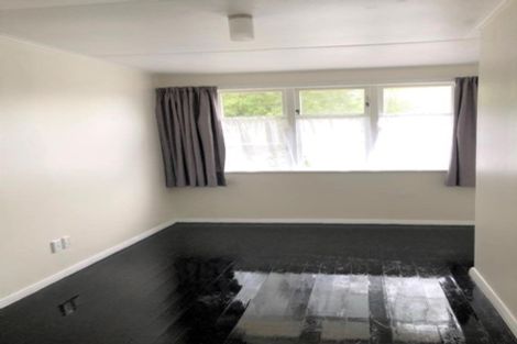 Photo of property in 10 Temuera Street, Otaki, 5512