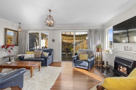 Photo of property in 32 Lowry Crescent, Stokes Valley, Lower Hutt, 5019