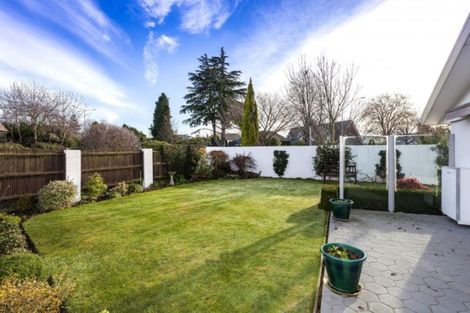 Photo of property in 125 Fendalton Road, Fendalton, Christchurch, 8014