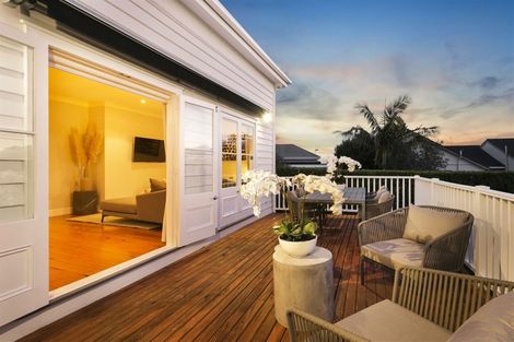 Photo of property in 26 Mariposa Crescent, Birkenhead, Auckland, 0626