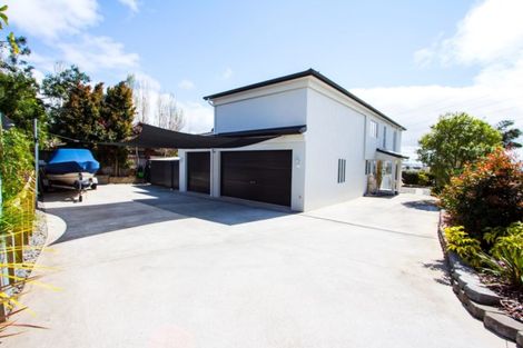 Photo of property in 7 Lowburn Place, Clover Park, Auckland, 2019